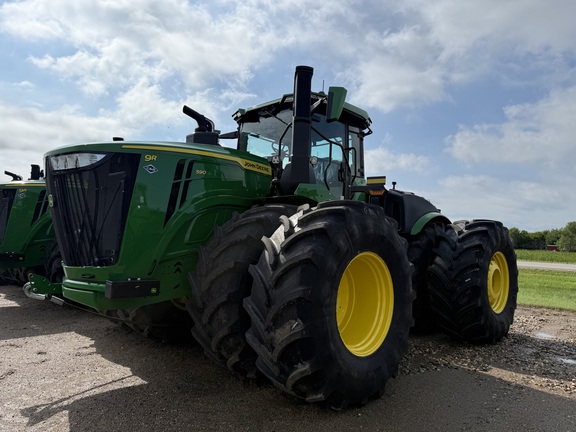 2025 John Deere 9R 590 Tractor 4WD