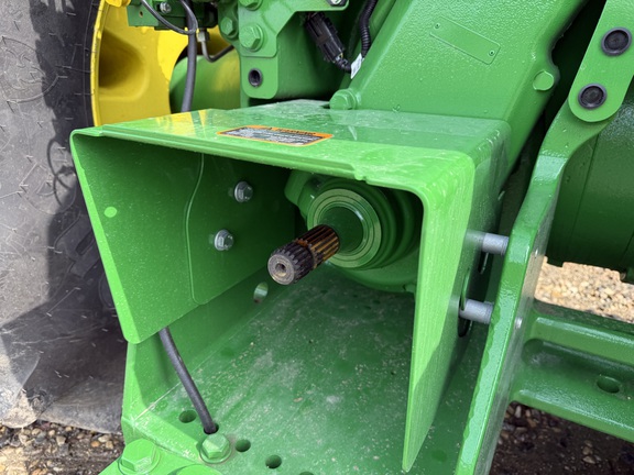 2025 John Deere 9R 590 Tractor 4WD