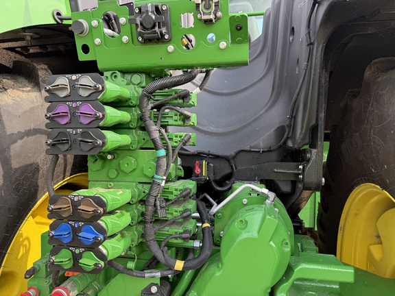 2025 John Deere 9R 590 Tractor 4WD