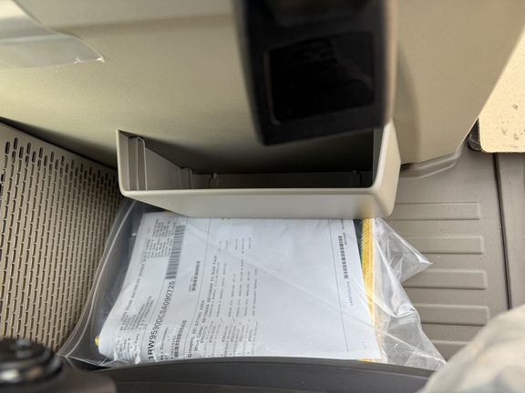 2025 John Deere 9R 590 Tractor 4WD