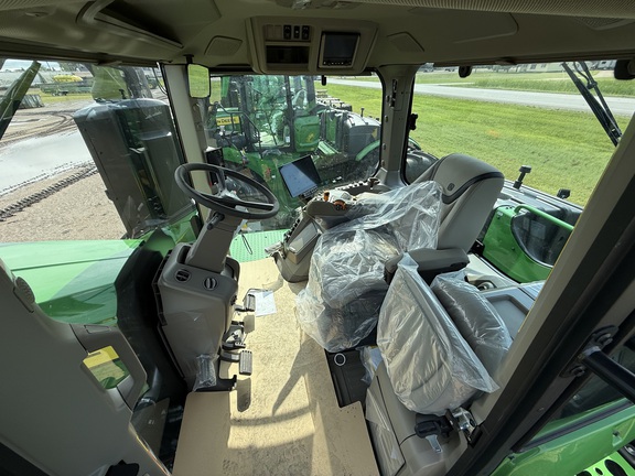 2025 John Deere 9R 590 Tractor 4WD