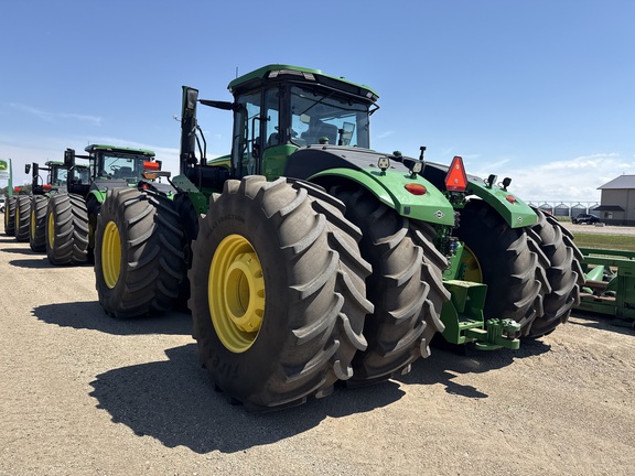 2025 John Deere 9R 590 Tractor 4WD