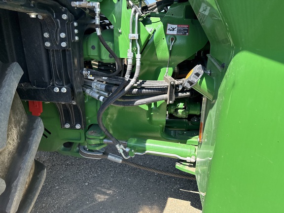 2025 John Deere 9R 590 Tractor 4WD
