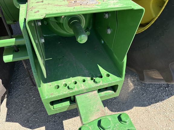 2025 John Deere 9R 590 Tractor 4WD