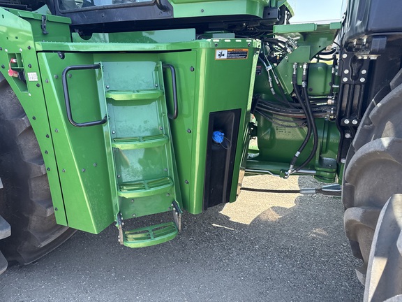2025 John Deere 9R 590 Tractor 4WD