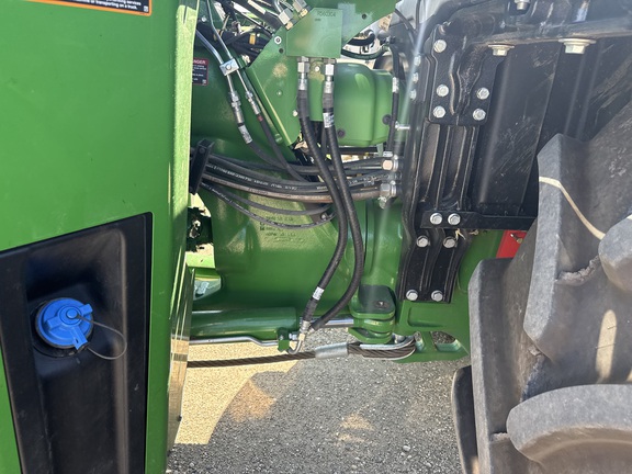 2025 John Deere 9R 590 Tractor 4WD