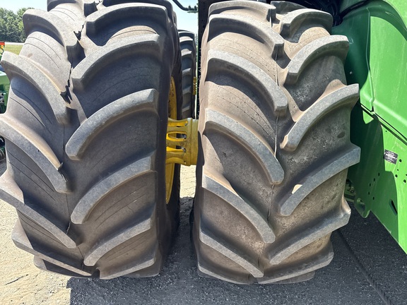 2025 John Deere 9R 590 Tractor 4WD