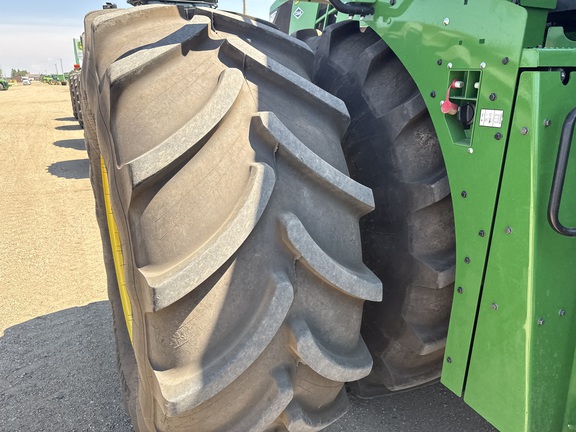 2025 John Deere 9R 590 Tractor 4WD