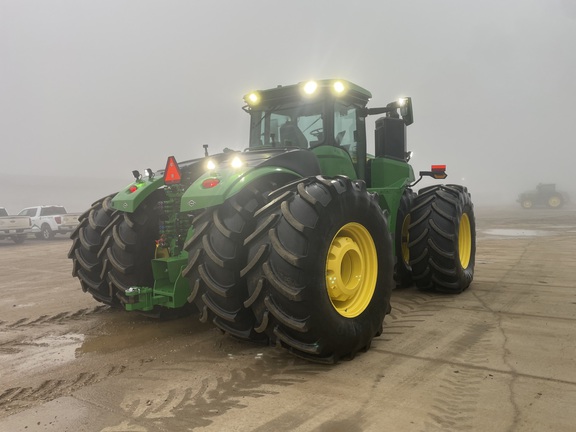 2025 John Deere 9R 590 Tractor 4WD