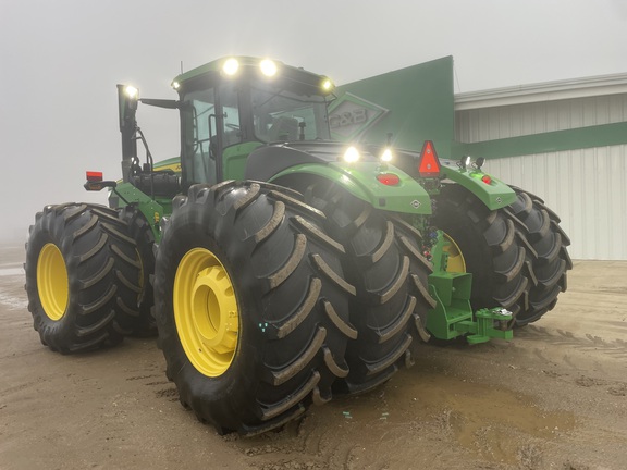 2025 John Deere 9R 590 Tractor 4WD