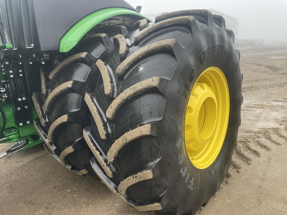 2025 John Deere 9R 590 Tractor 4WD
