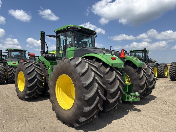 2025 John Deere 9R 540 Tractor 4WD