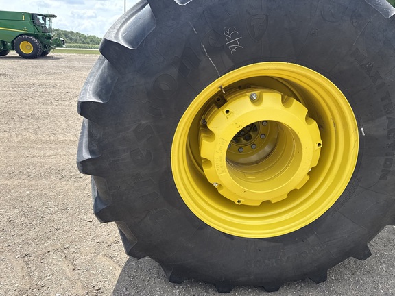 2025 John Deere 9R 590 Tractor 4WD