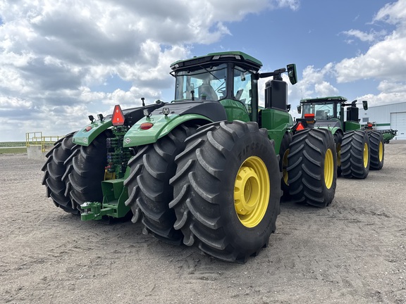 2025 John Deere 9R 590 Tractor 4WD