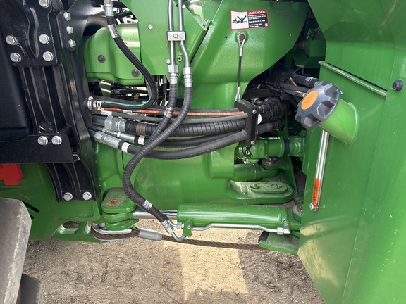 2025 John Deere 9R 590 Tractor 4WD