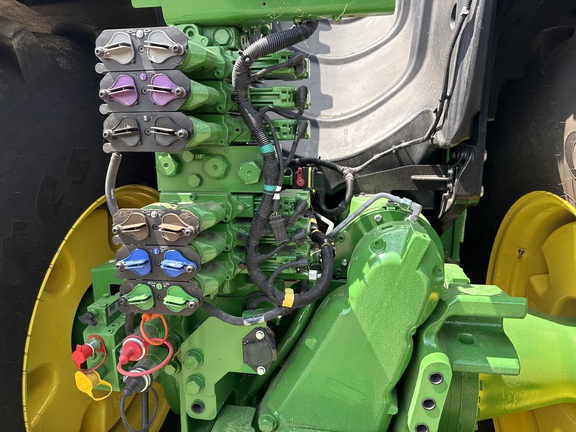 2025 John Deere 9R 590 Tractor 4WD