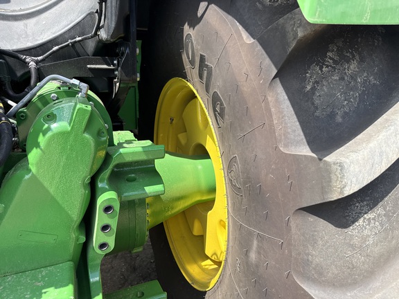 2025 John Deere 9R 590 Tractor 4WD