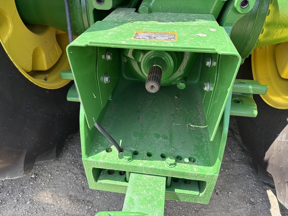 2025 John Deere 9R 590 Tractor 4WD