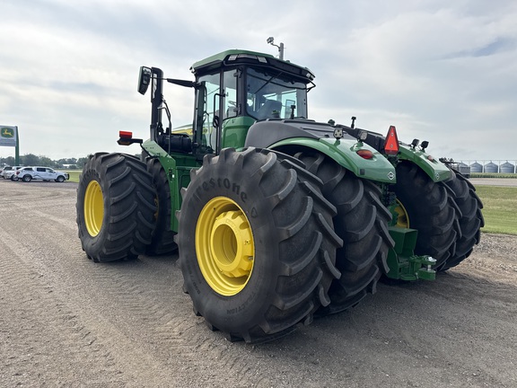2025 John Deere 9R 590 Tractor 4WD