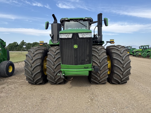 2025 John Deere 9R 590 Tractor 4WD