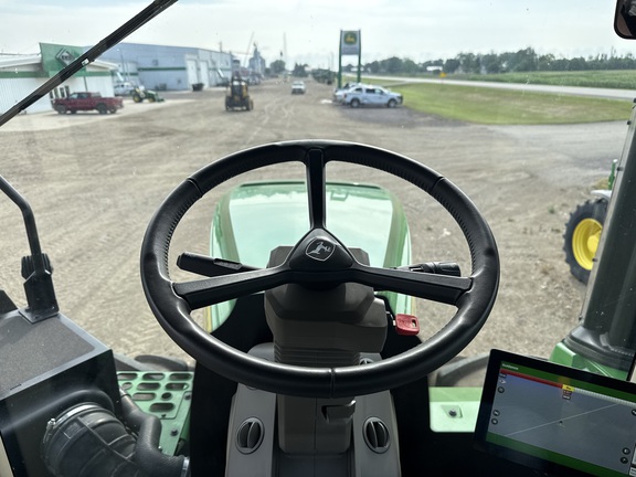 2025 John Deere 9R 590 Tractor 4WD