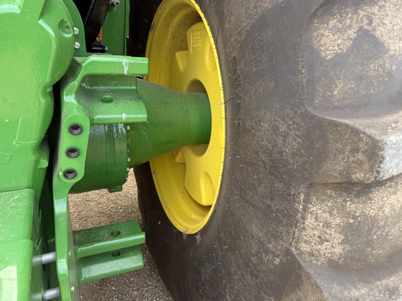 2025 John Deere 9R 590 Tractor 4WD