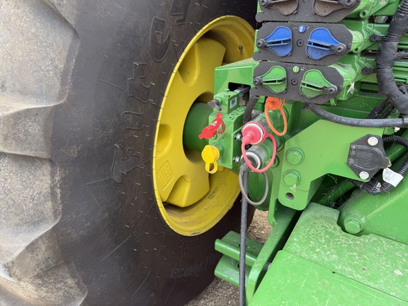 2025 John Deere 9R 590 Tractor 4WD