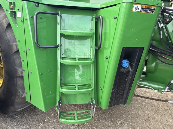 2025 John Deere 9R 590 Tractor 4WD