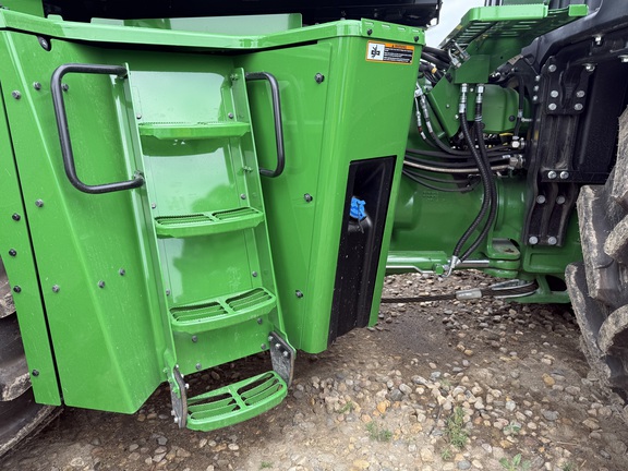 2025 John Deere 9R 540 Tractor 4WD