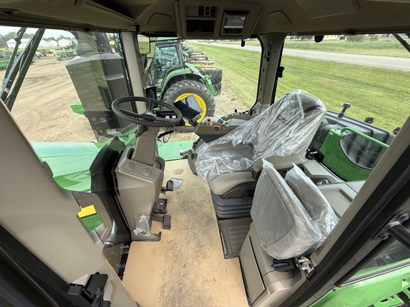 2025 John Deere 9R 540 Tractor 4WD
