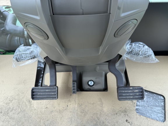 2025 John Deere 9R 540 Tractor 4WD