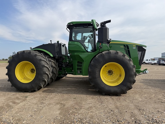 2025 John Deere 9R 540 Tractor 4WD