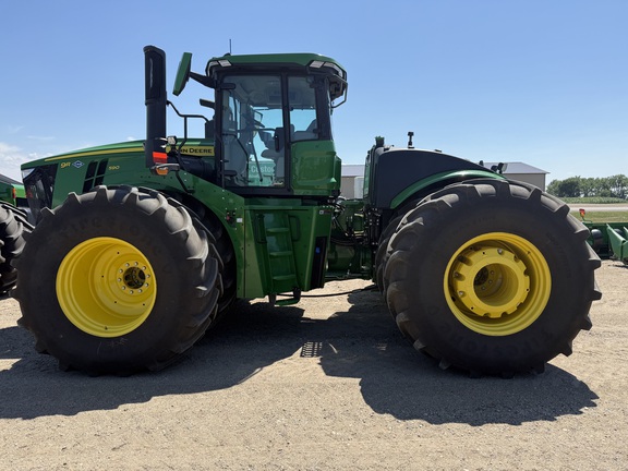 2025 John Deere 9R 590 Tractor 4WD