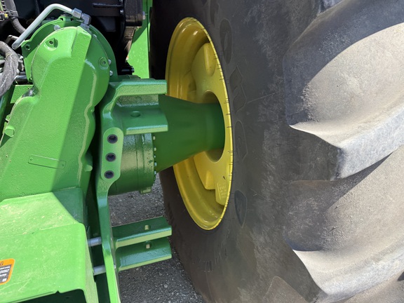2025 John Deere 9R 590 Tractor 4WD