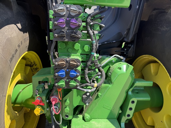 2025 John Deere 9R 590 Tractor 4WD