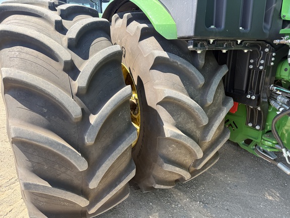 2025 John Deere 9R 590 Tractor 4WD