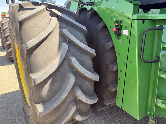 2025 John Deere 9R 590 Tractor 4WD