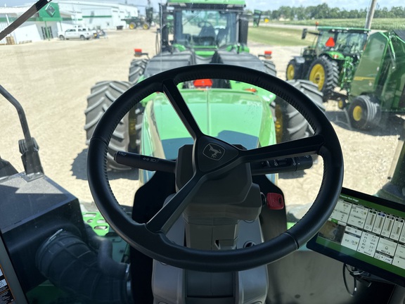 2025 John Deere 9R 590 Tractor 4WD