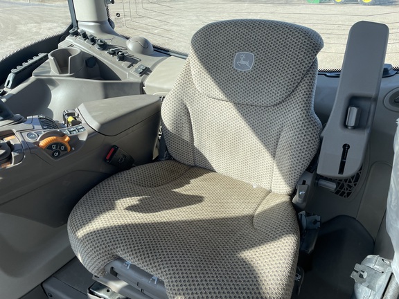 2023 John Deere 6R 165 Tractor