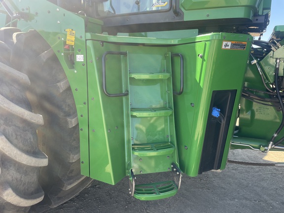 2024 John Deere 9R 590 Tractor 4WD