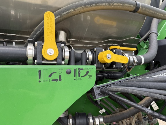 2025 John Deere 616R Sprayer/High Clearance