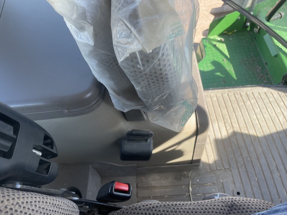 2021 John Deere 9470R Tractor 4WD