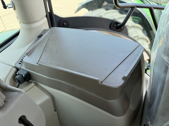 2025 John Deere 6R 195 Tractor