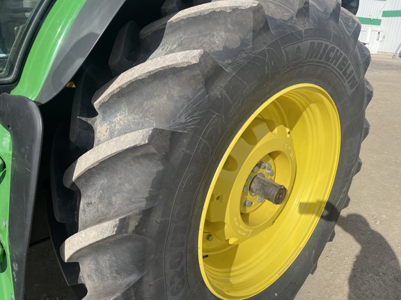 2025 John Deere 6R 195 Tractor
