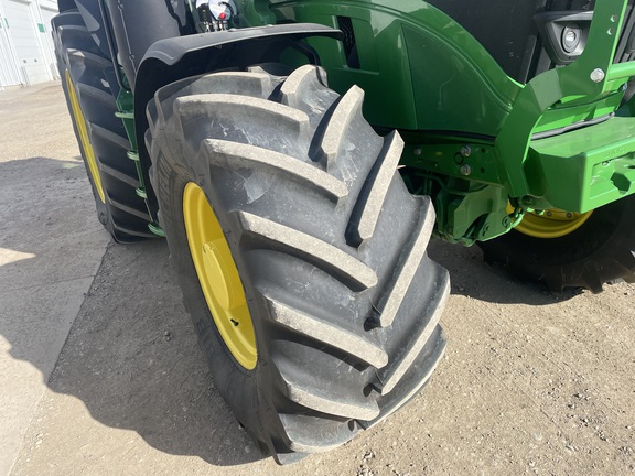 2025 John Deere 6R 195 Tractor