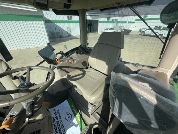 2025 John Deere 6R 195 Tractor