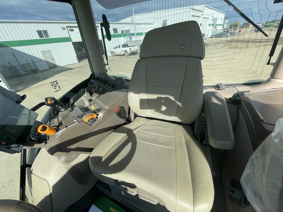 2025 John Deere 6R 195 Tractor