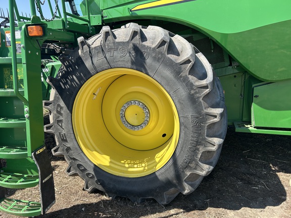 2022 John Deere S770 Combine