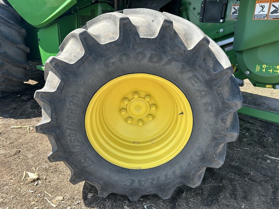 2022 John Deere S770 Combine