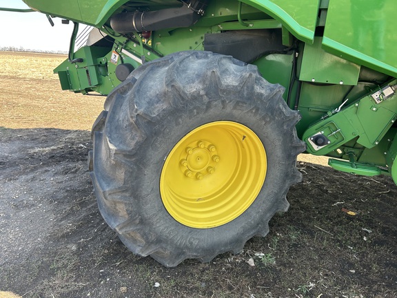 2022 John Deere S770 Combine